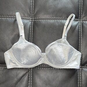 Aerie Pretty Luxuries Shimmering Silver Bra - Light padding